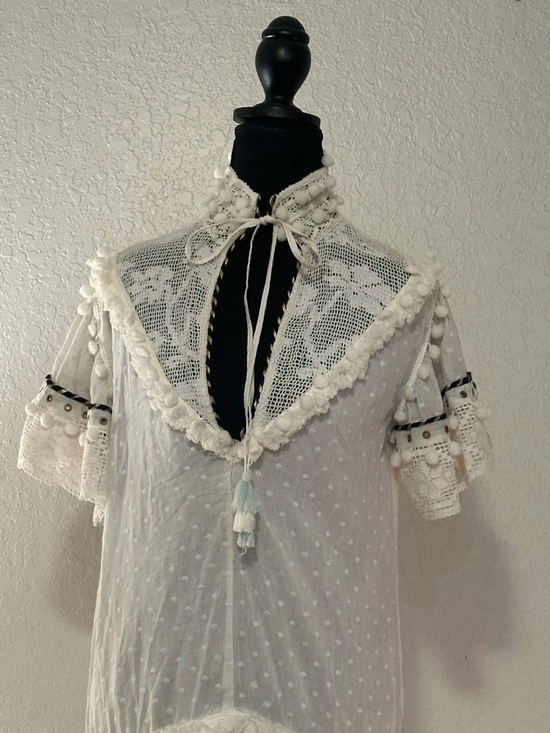 Dresses & Skirts - Boho Chic White Mini Dress with Lace Trim